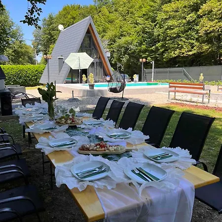 Holiday home Vikendica Sofijina Luka Slatina